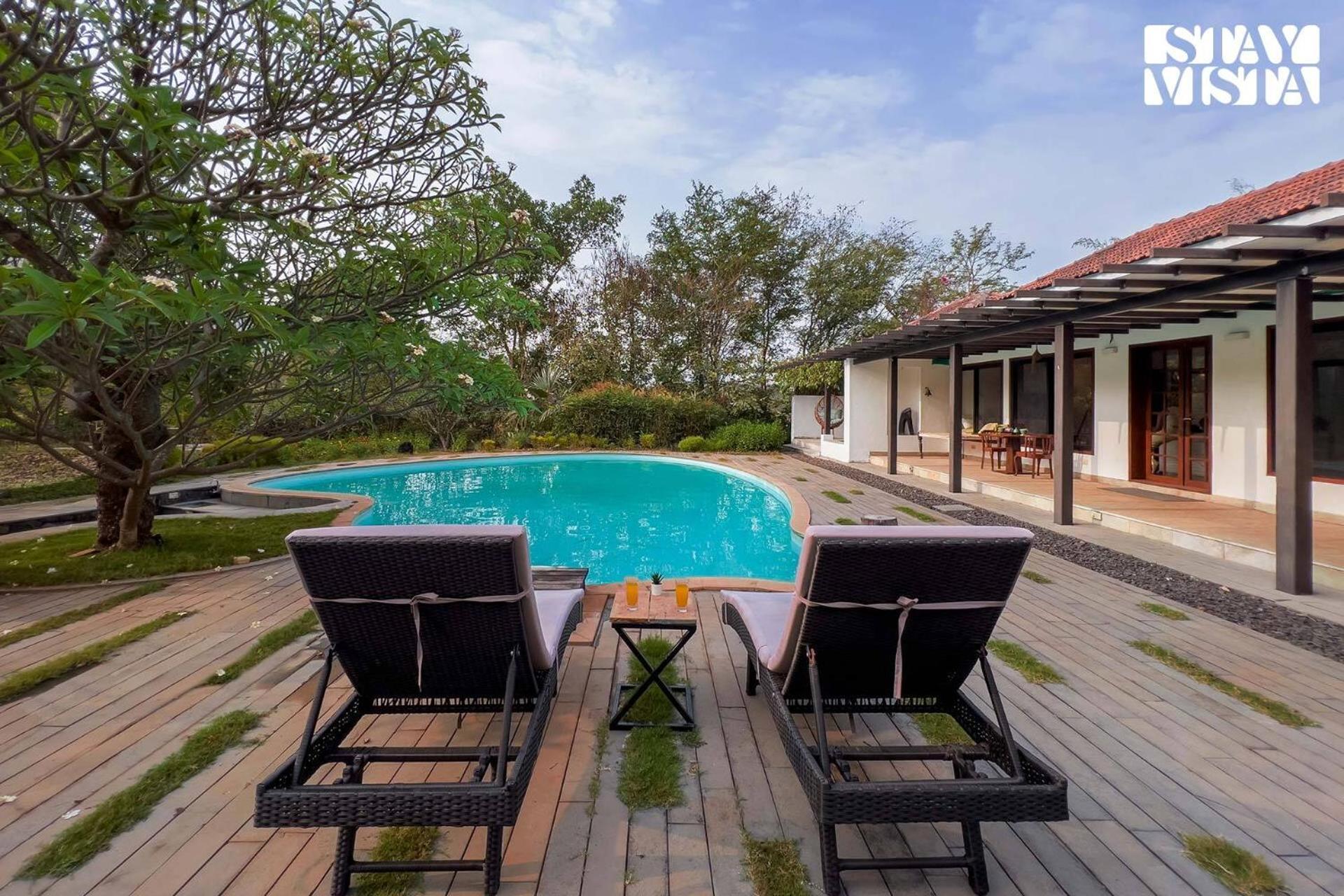 Wander Beyond By Stayvista - Featuring A Bali-Themed Abode And A Refreshing Swimming Pool Alībāg Eksteriør bilde