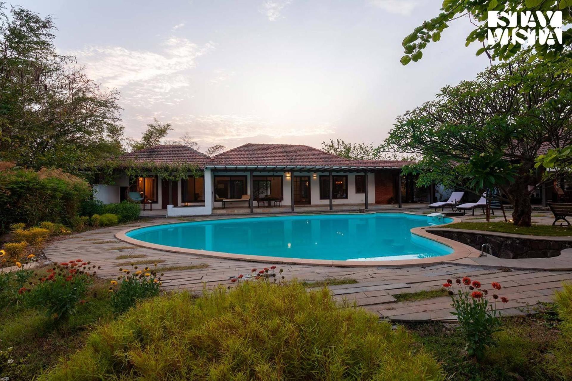 Wander Beyond By Stayvista - Featuring A Bali-Themed Abode And A Refreshing Swimming Pool Alībāg Eksteriør bilde